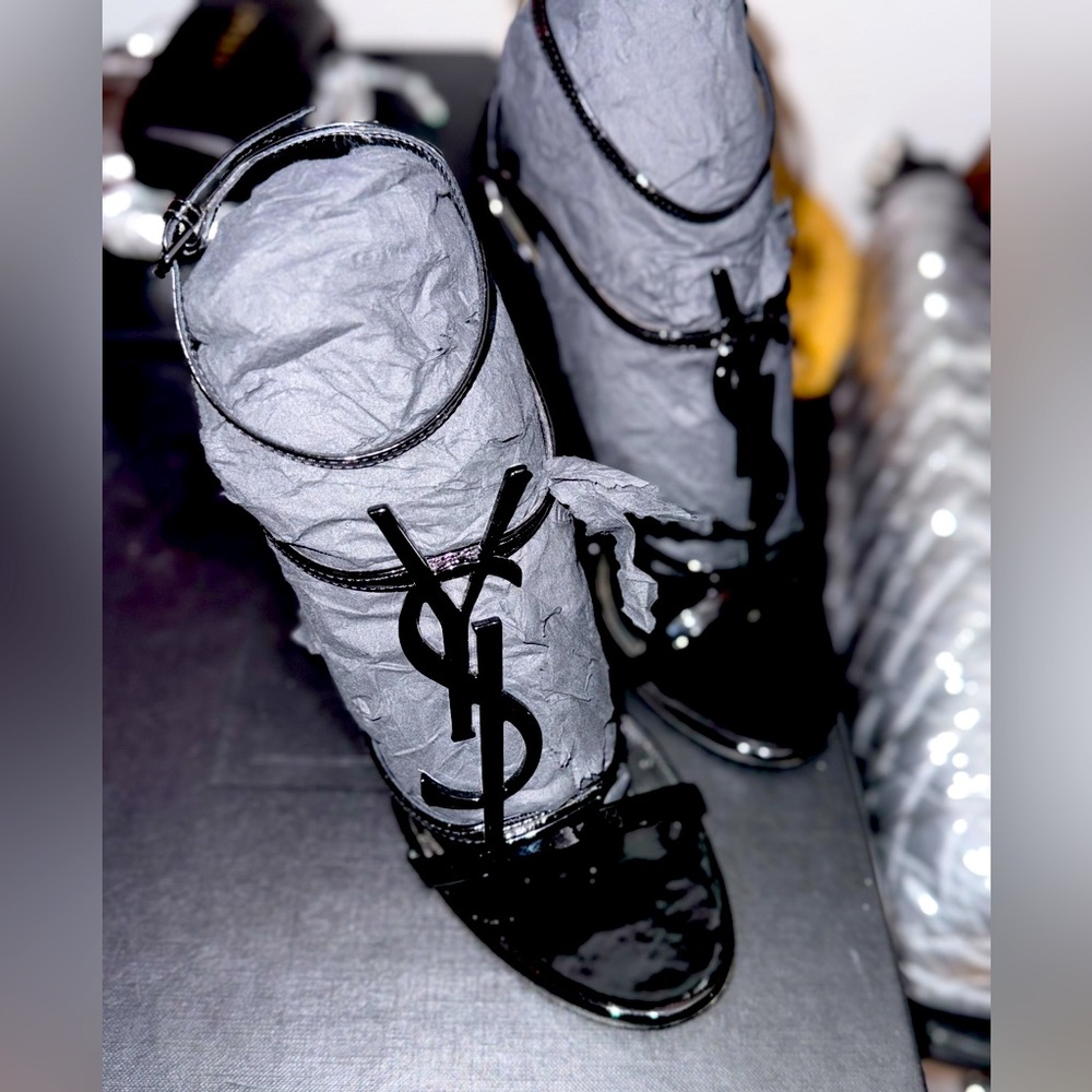 Cassandra YSL Logo Sandal Patent Leather